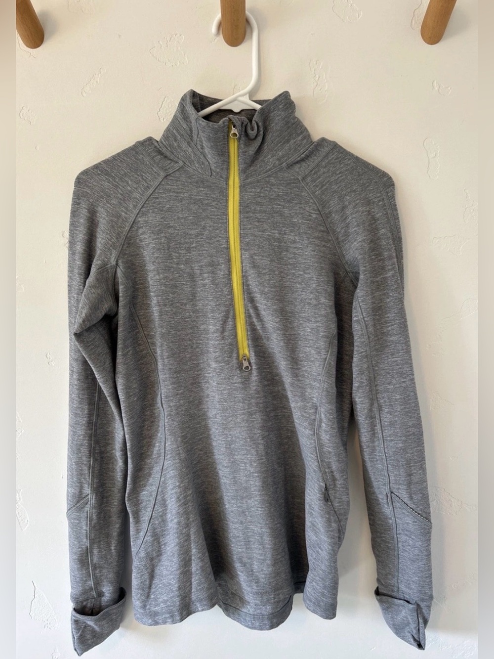 Lululemon Women's Sz 8 Race Your Pace Half-Zip Run Jacket